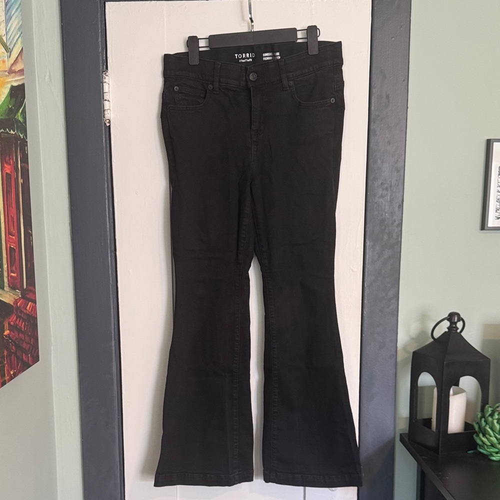 Torrid Black Bombshell Flare Jeans 12R